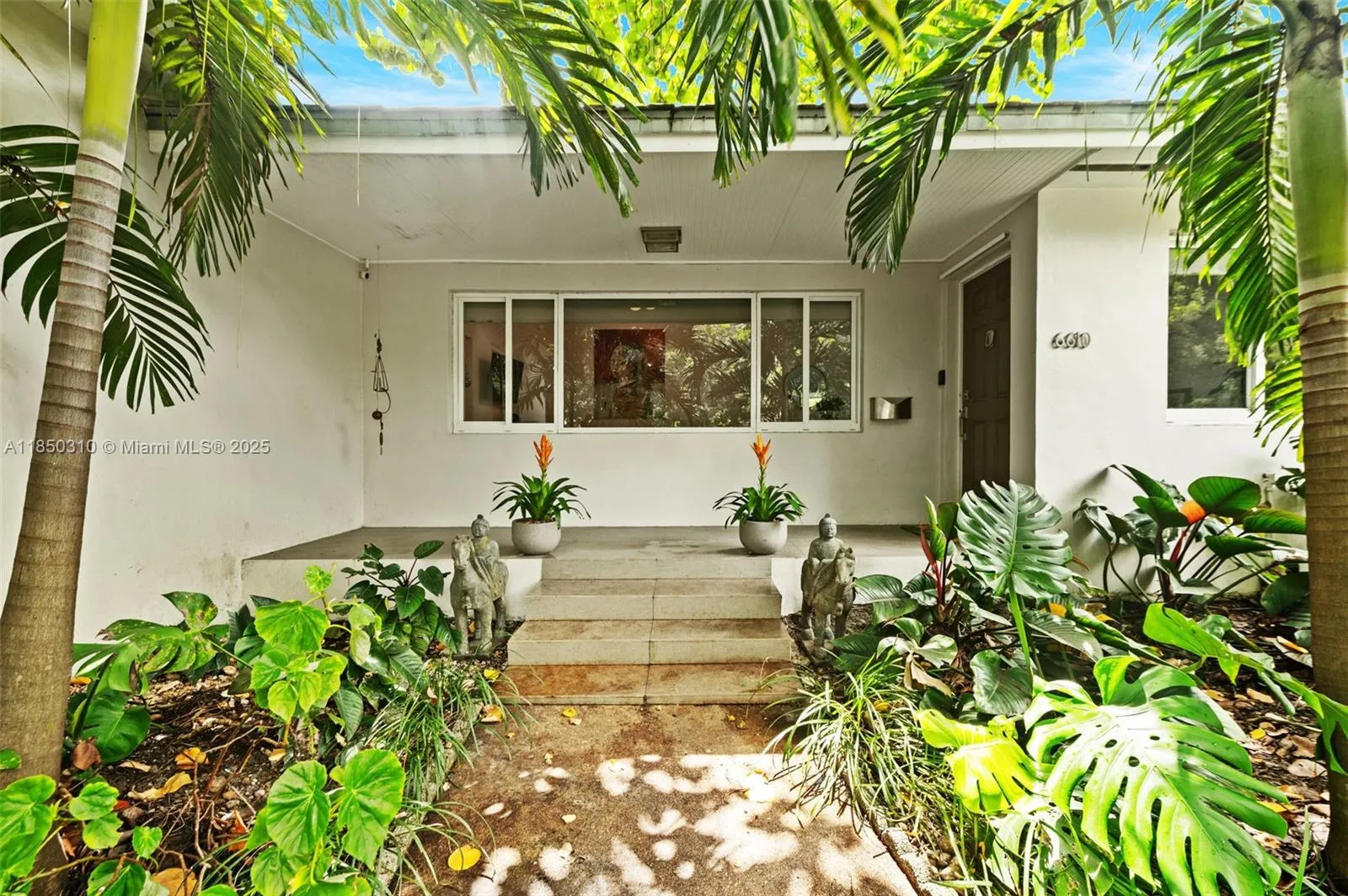 3 bedroom 3 bath for sale at 6610 Santona St, Coral Gables FL 33146