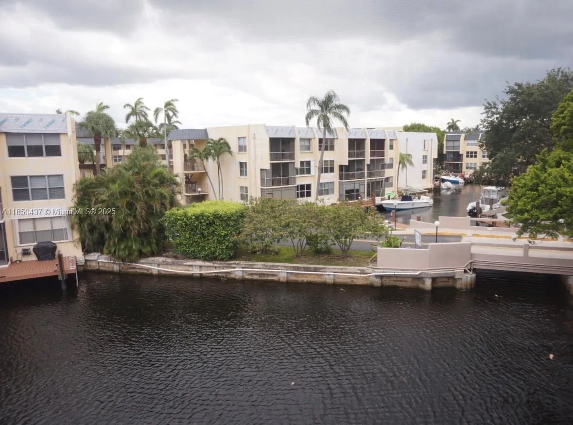 777 S Federal Hwy # 308D, Pompano Beach FL 33062