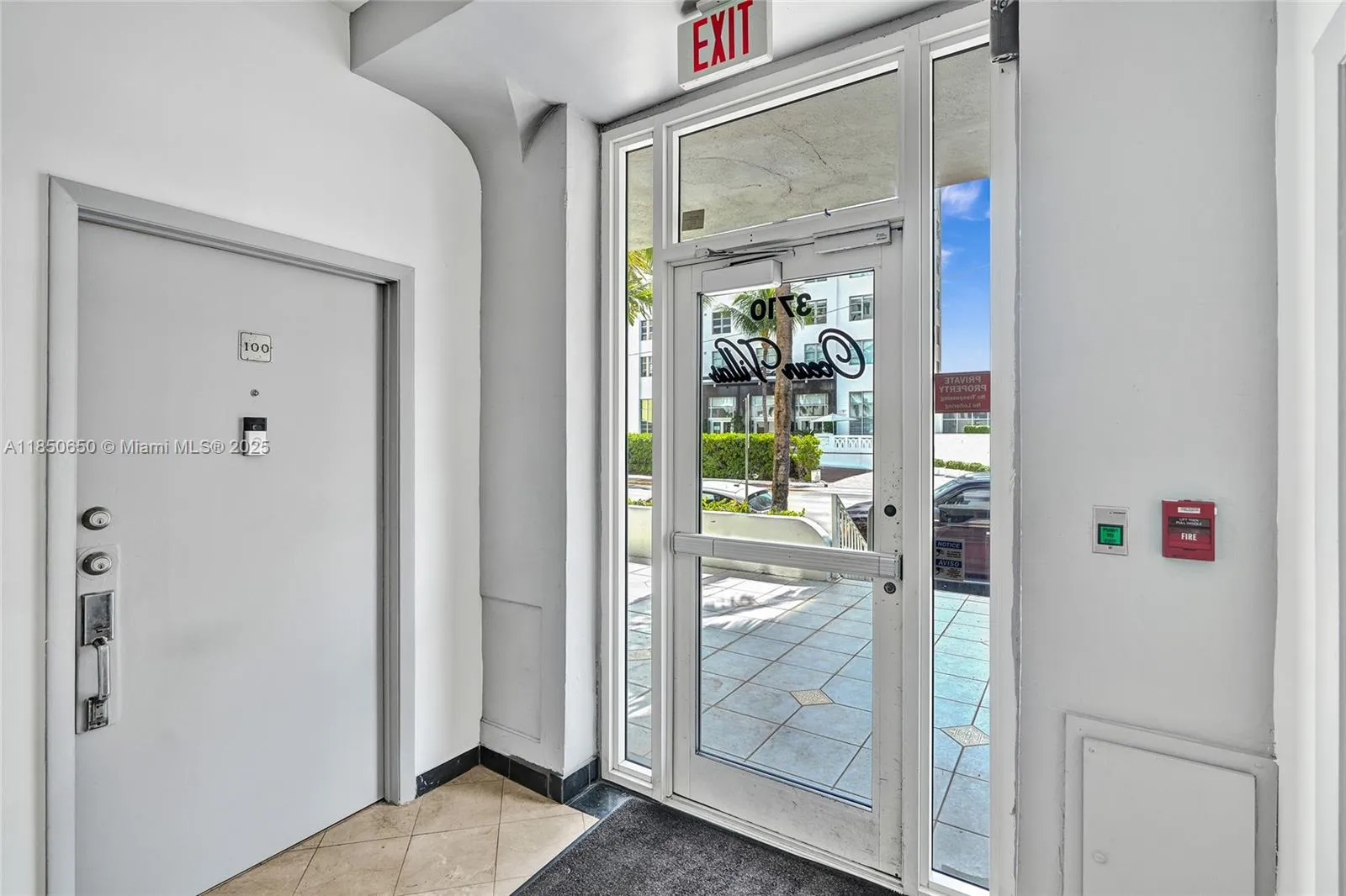 3710 Collins Ave # 100, Miami Beach FL 33140