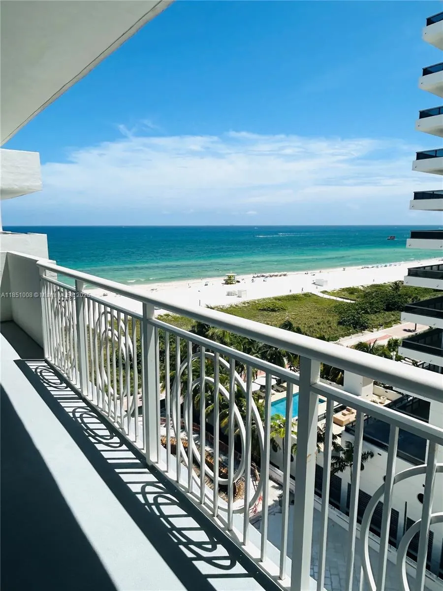 2 bedroom 2 bath for sale at 5825 Collins Ave # 10H, Miami Beach FL 33140