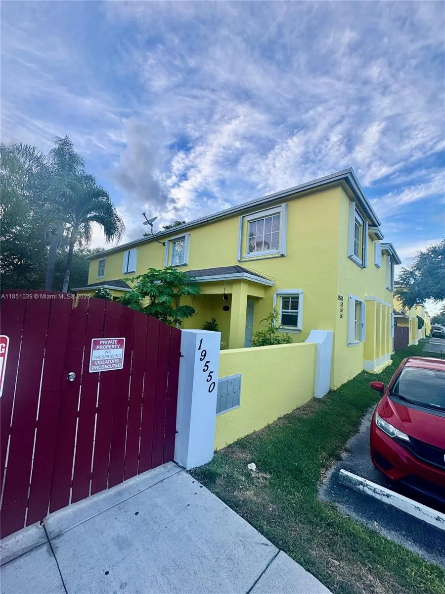 19550 SW 103rd Ct # 5, Cutler Bay FL 33157