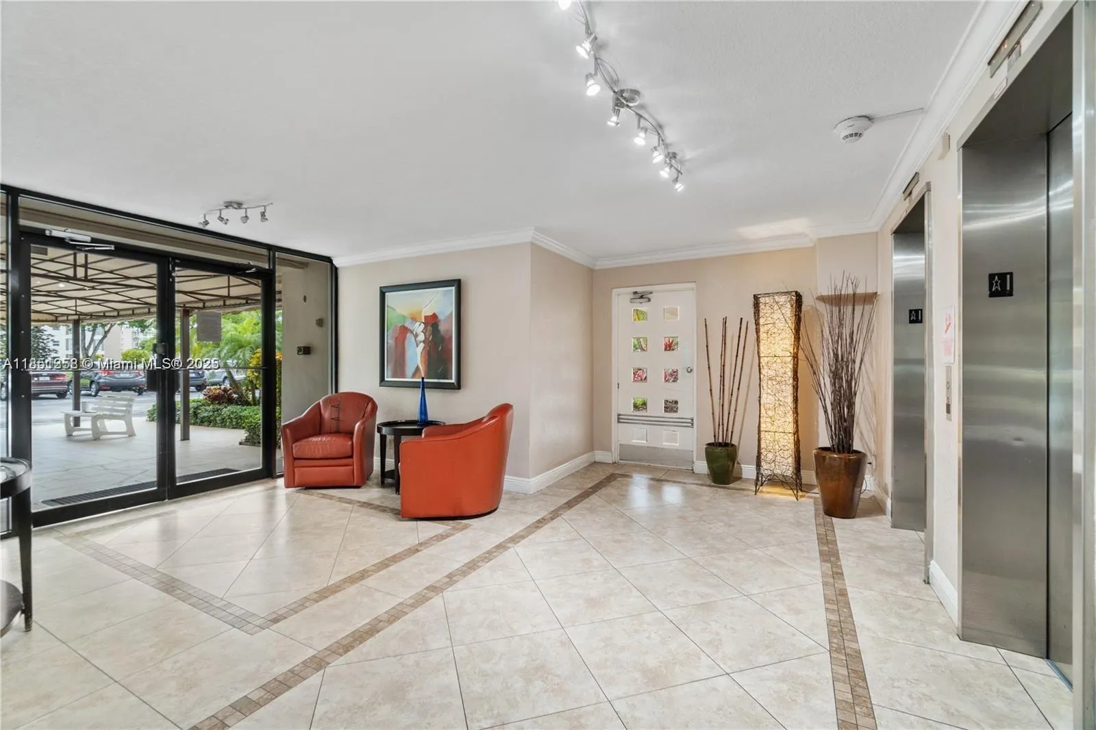 2651 S Course Dr # 602, Pompano Beach FL 33069