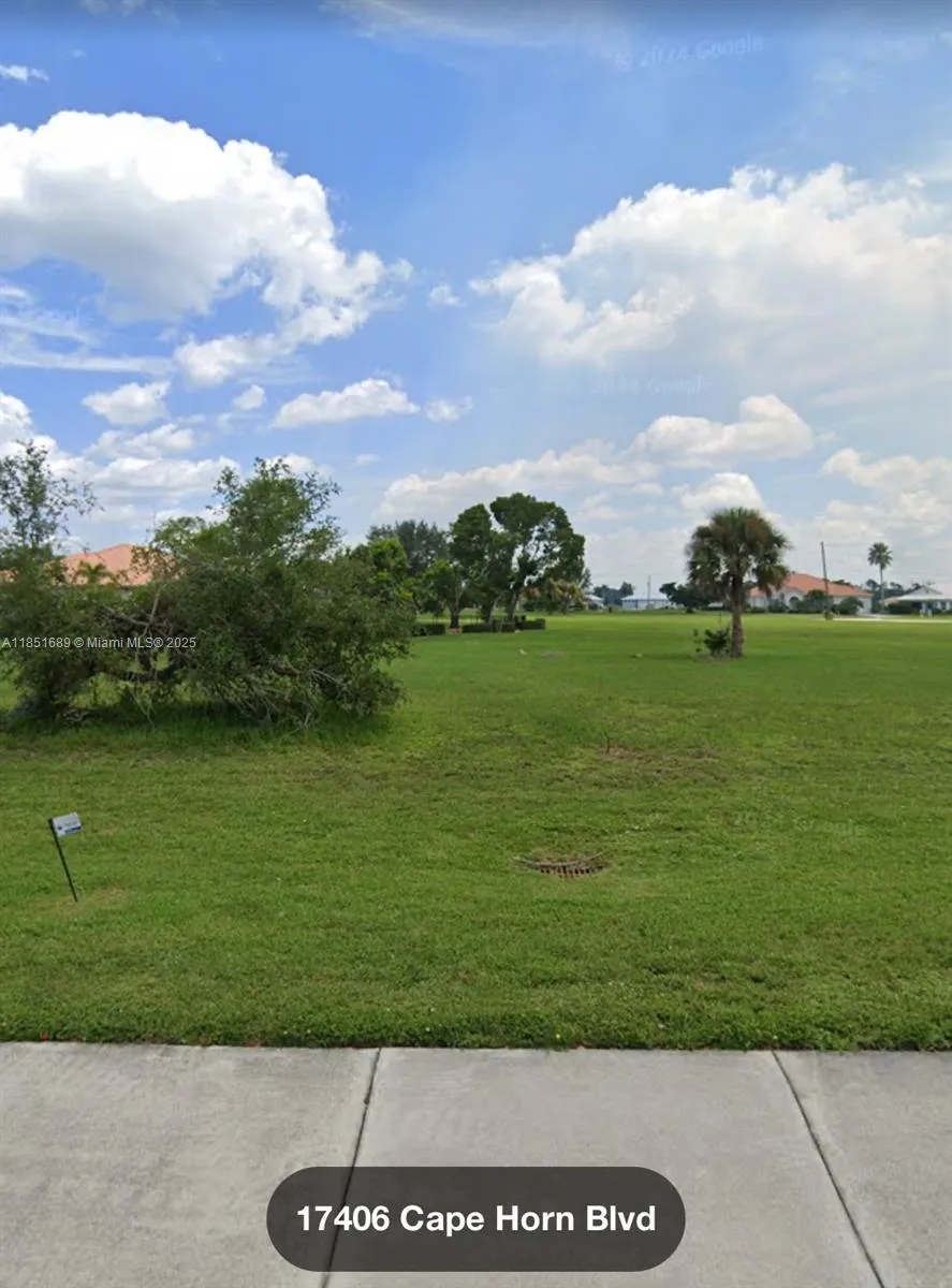 for sale at 17406 Cape Horn Boulevard, Punta Gorda FL 33955