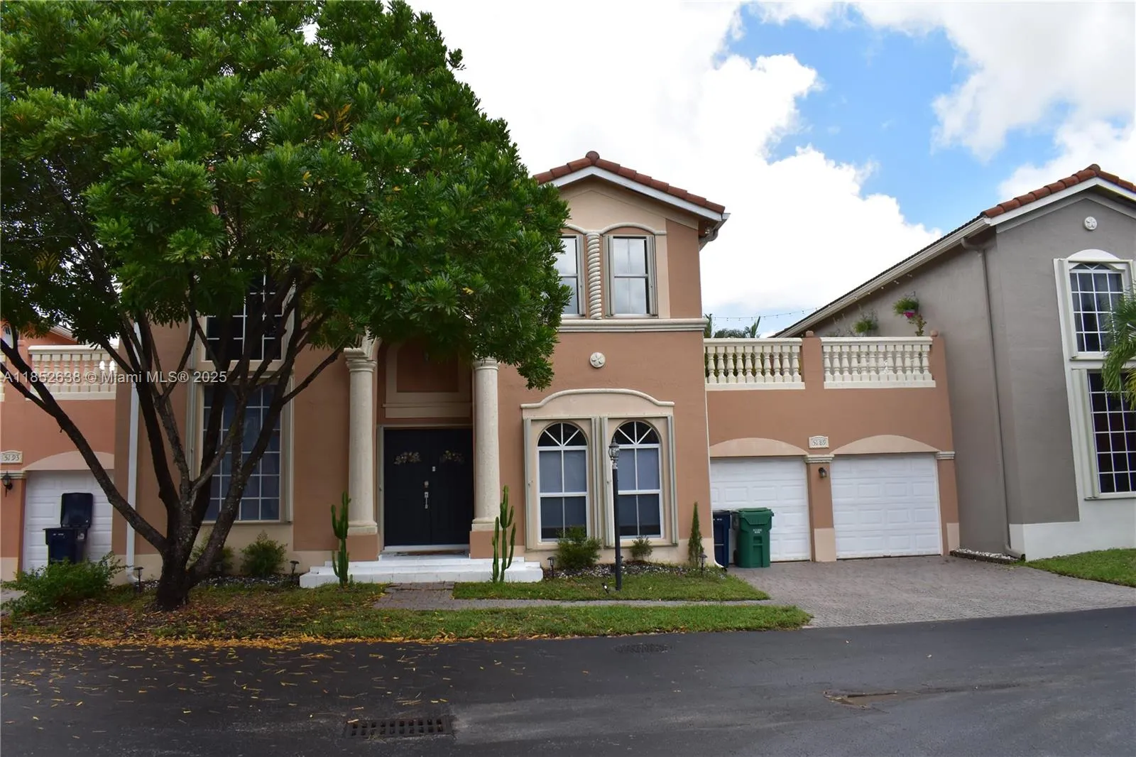 3 bedroom 2 bath for sale at 5189 NW 108th Path, Doral FL 33178