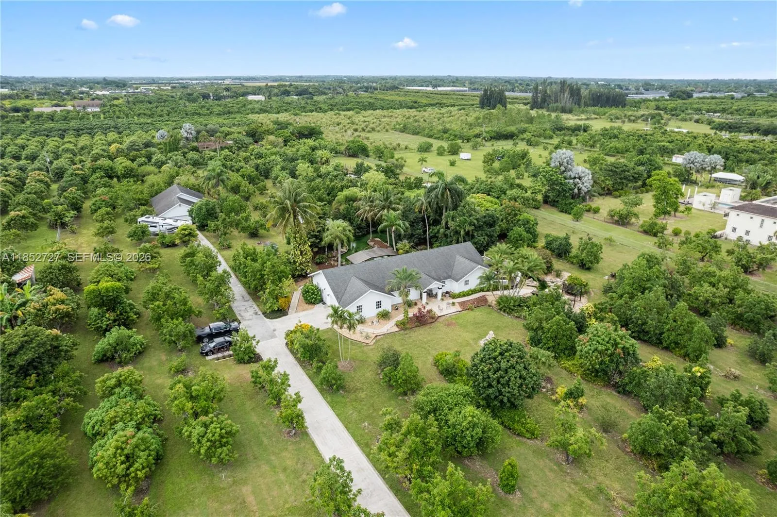 5 bedroom 4 bath for sale at 27800 SW 182nd Ave, Homestead FL 33031