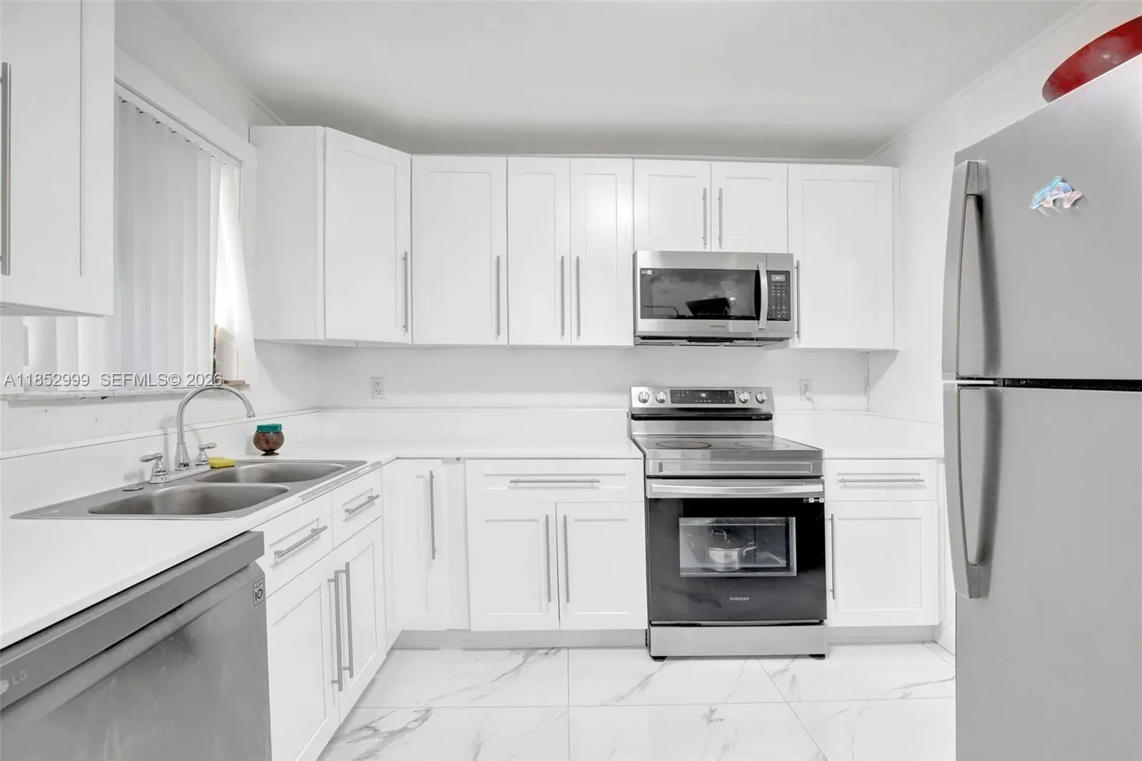 3 bedroom 1 bath for sale at 311 SW 68th Ter, Pembroke Pines FL 33023