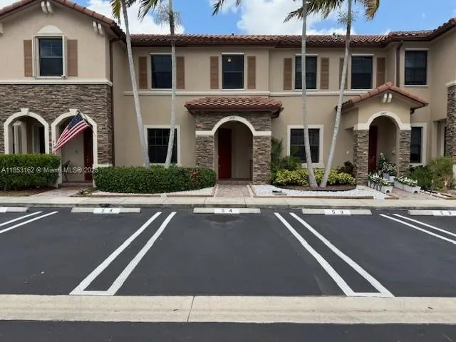 3 bedroom 2 bath for sale at 648 SE 32ND AVE # 648, Homestead FL 33033