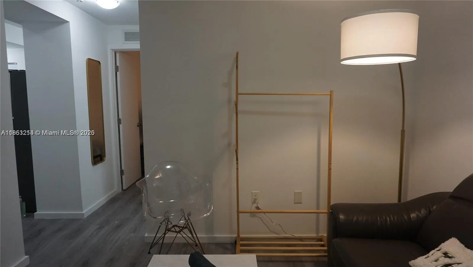 810 7th St # 107, Miami Beach FL 33139