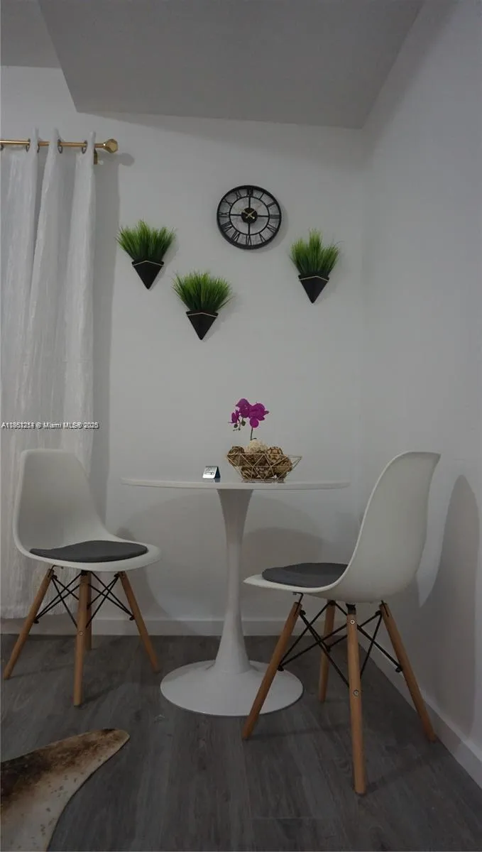 810 7th St # 107, Miami Beach FL 33139