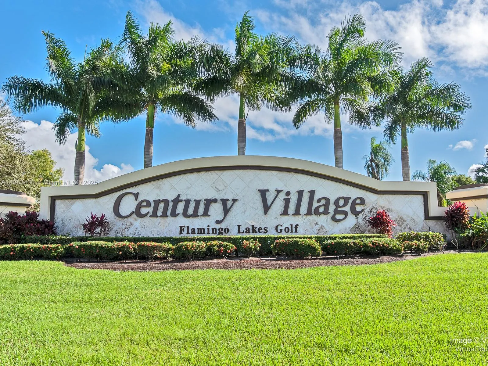 2 bedroom 2 bath for sale at 13001 SW 15th Ct # 104T, Pembroke Pines FL 33027