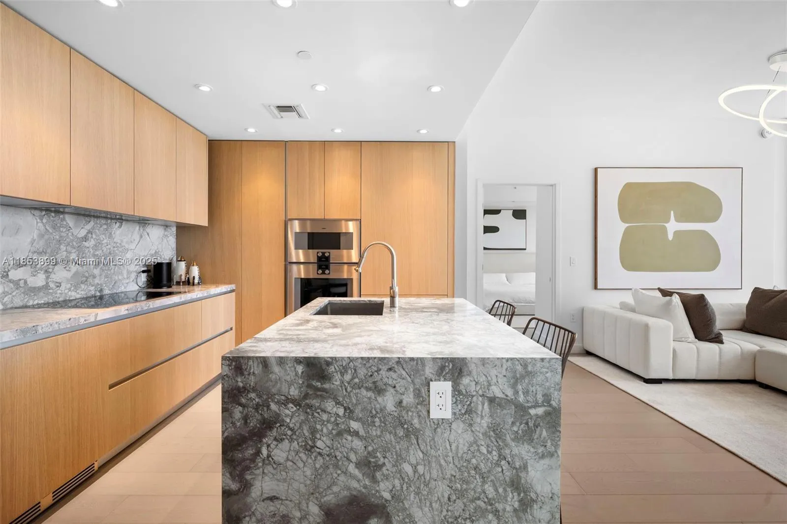 500 alton  rd # 3604, Miami Beach FL 33139