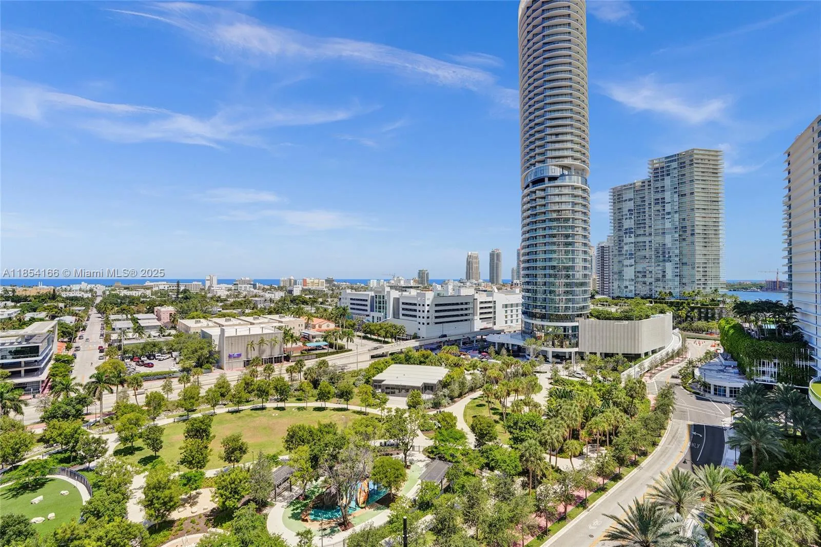 3 bedroom 2 bath for sale at 650 West Ave # 1408, Miami Beach FL 33139