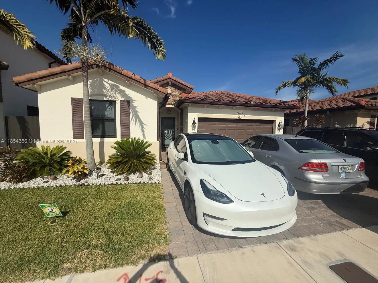 3 bedroom 3 bath for sale at 23669 SW 116 ct, Homestead FL 33032