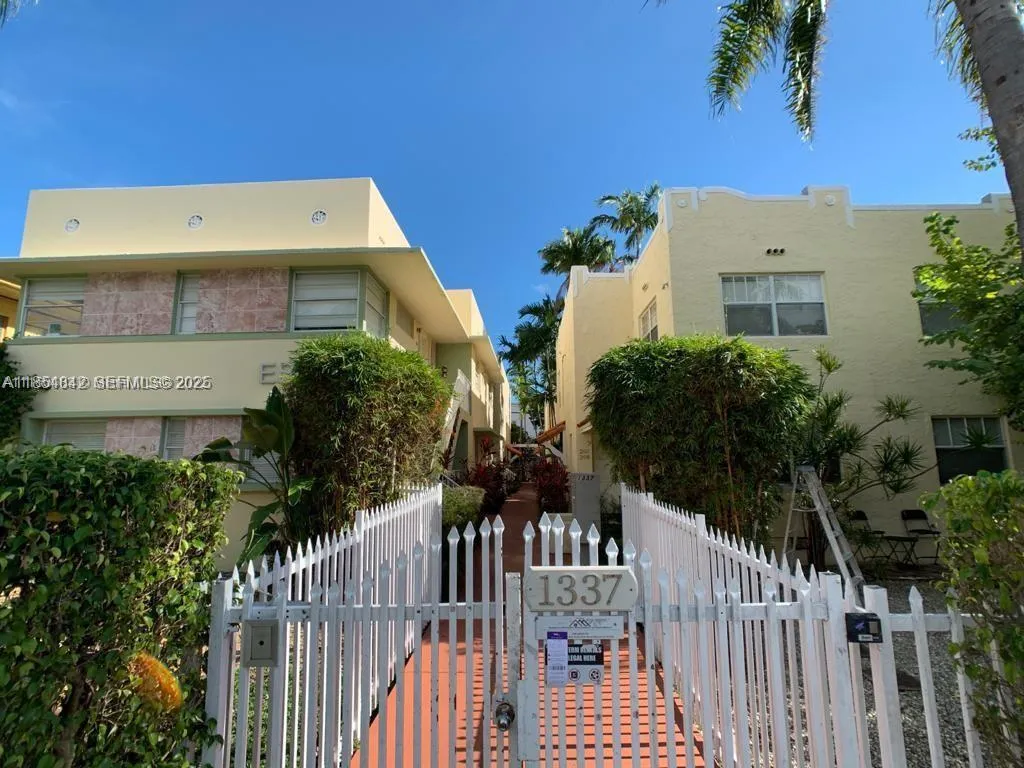 1 bedroom 1 bath for sale at 1337 Euclid Ave # 103, Miami Beach FL 33139