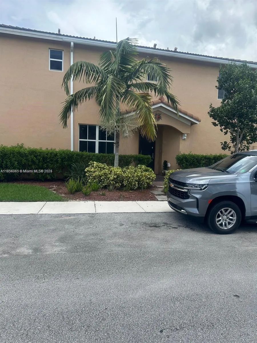 2450 SE 14th Ct # 2450, Homestead FL 33035