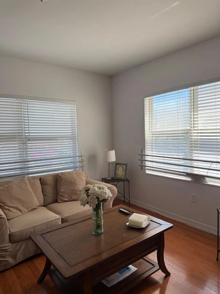 1542 Drexel Ave # 301, Miami Beach FL 33139