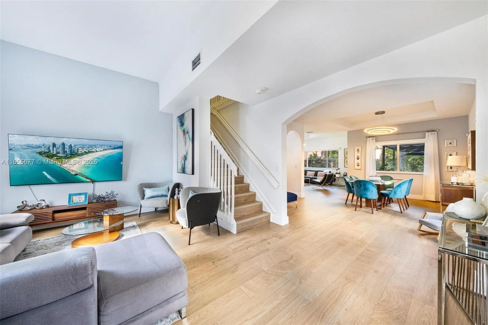 22536 SW 94th Pl, Cutler Bay FL 33190