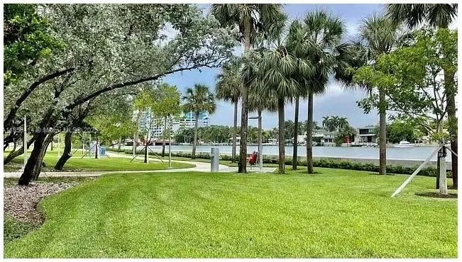 6484 Indian Creek Dr # 307, Miami Beach FL 33141