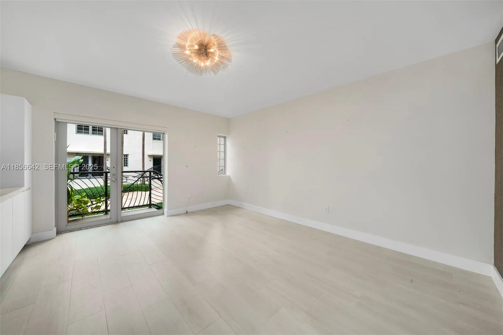 435 21st St # 103, Miami Beach FL 33139