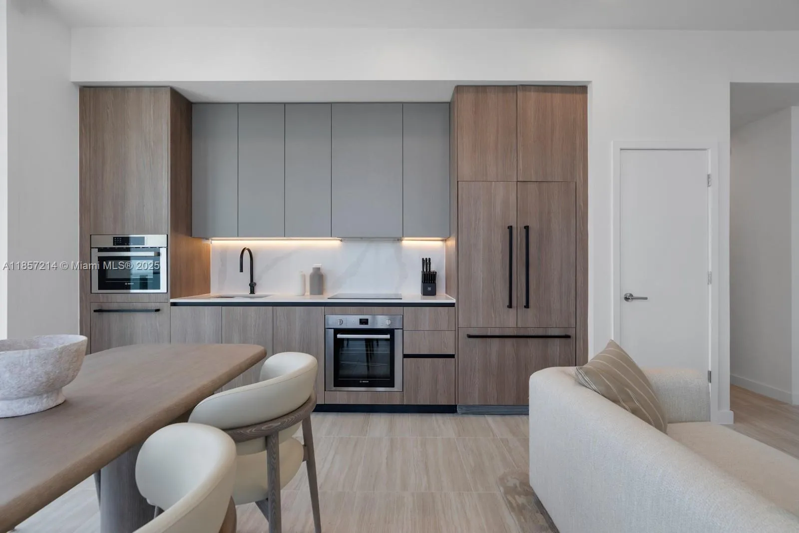 580 72 St # 2101, Miami Beach FL 33141