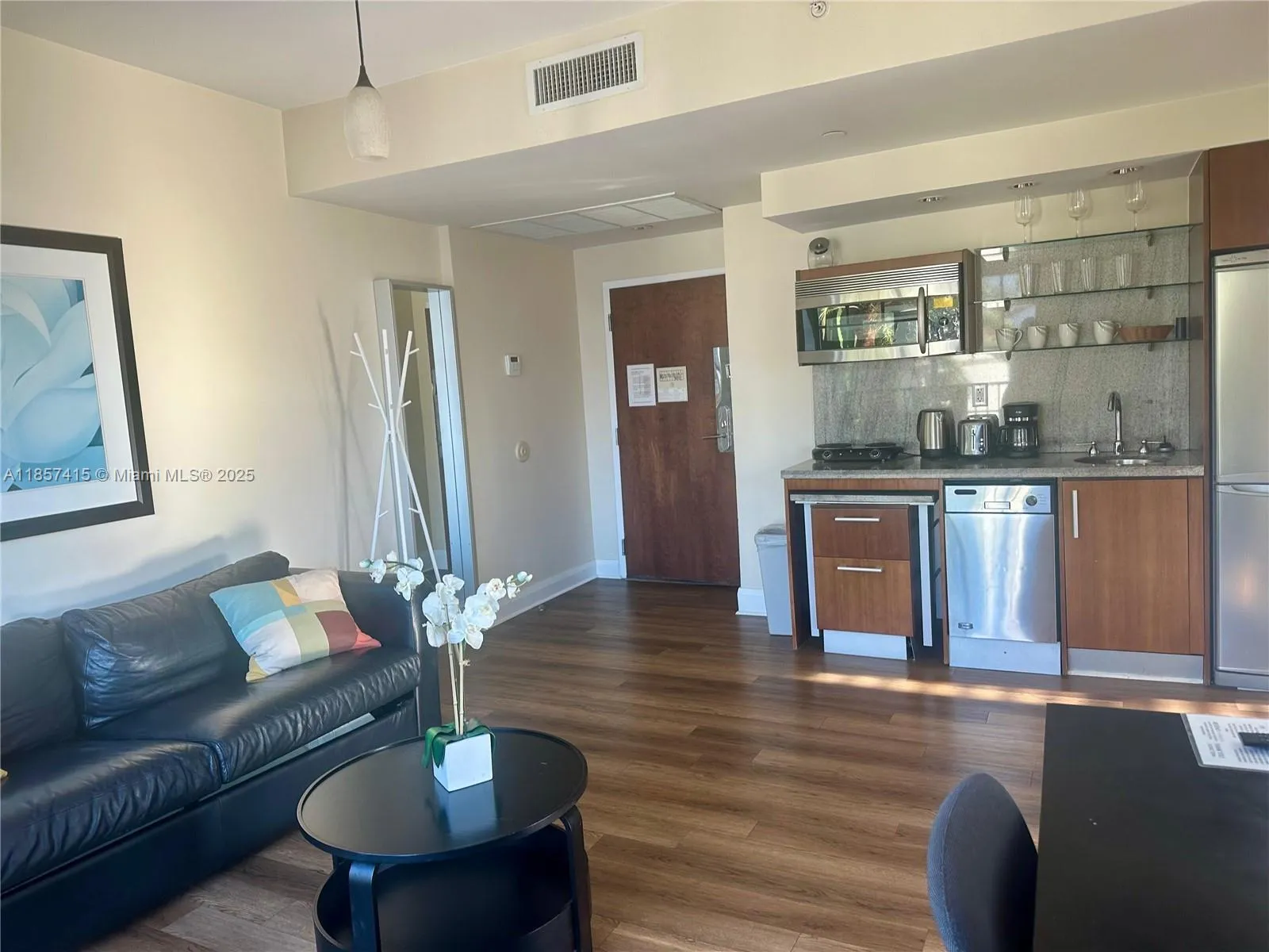 1060 Ocean Dr # D309, Miami Beach FL 33139