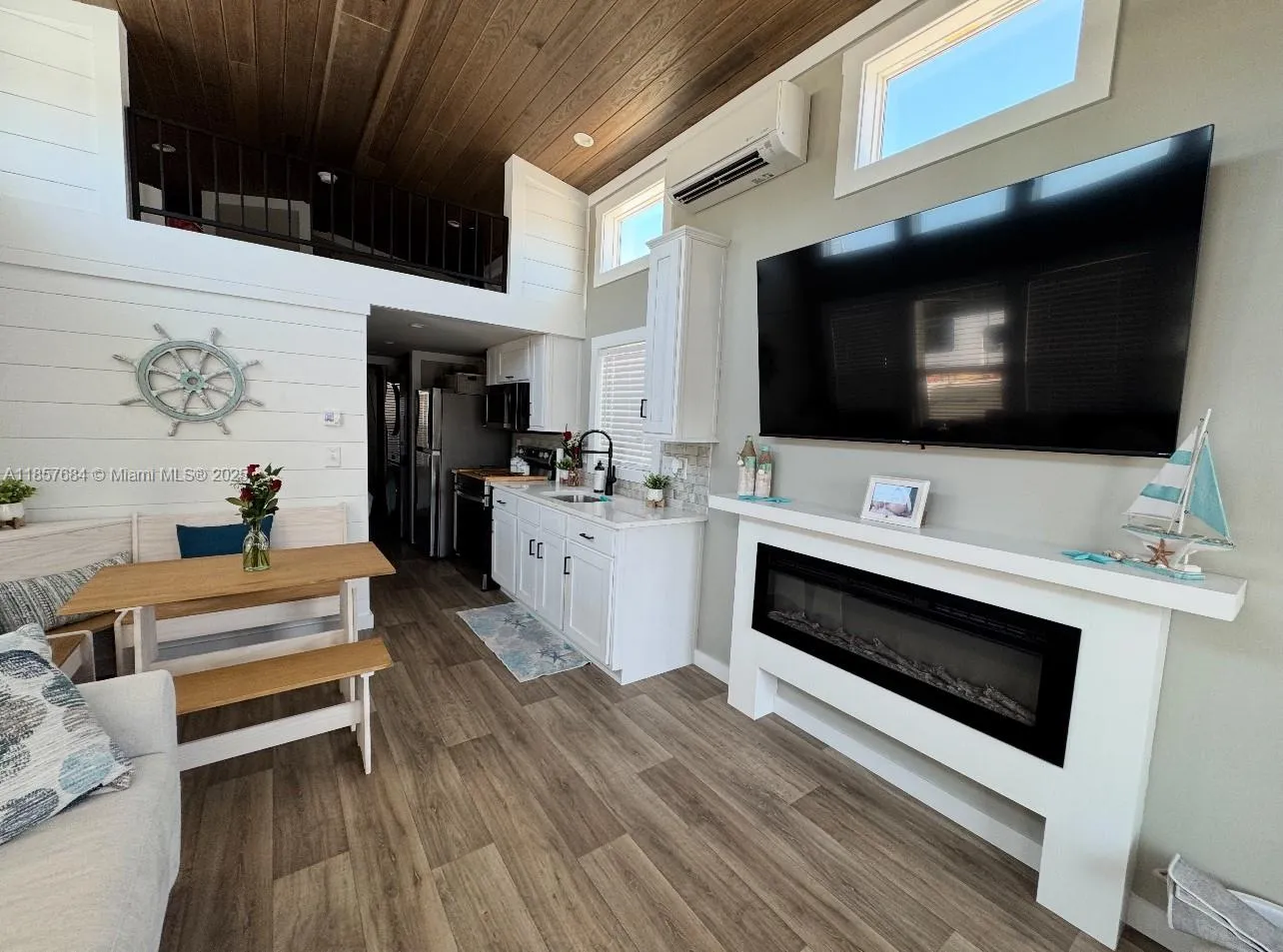 325 Calusa St 302, Key Largo FL 33037