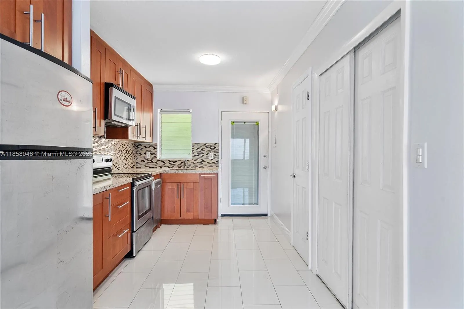 851 Meridian Ave # 24, Miami Beach FL 33139