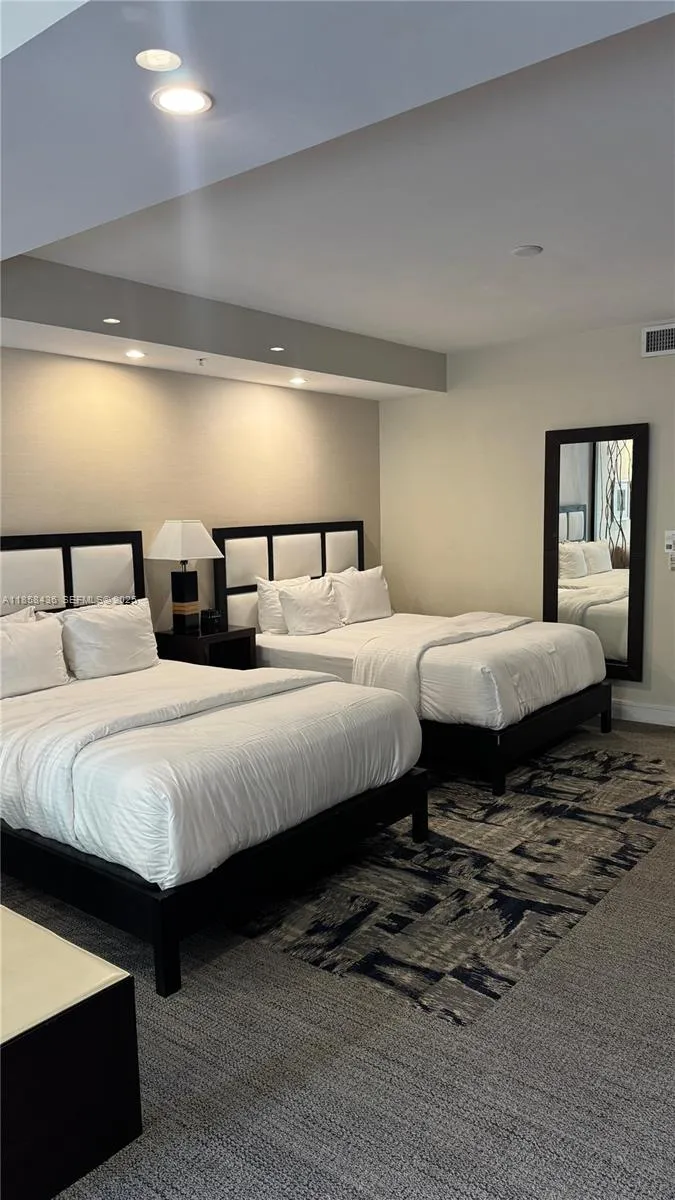 5300 NW 87th Ave # 914, Doral FL 33178