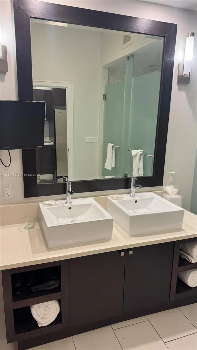 5300 NW 87th Ave # 914, Doral FL 33178