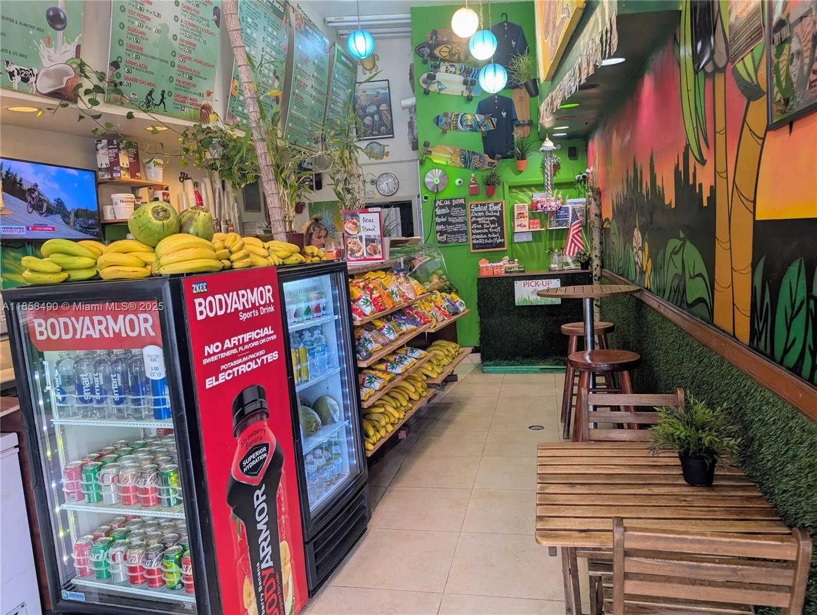 SOUTH BEACH JUICE BAR, Miami Beach FL 33139