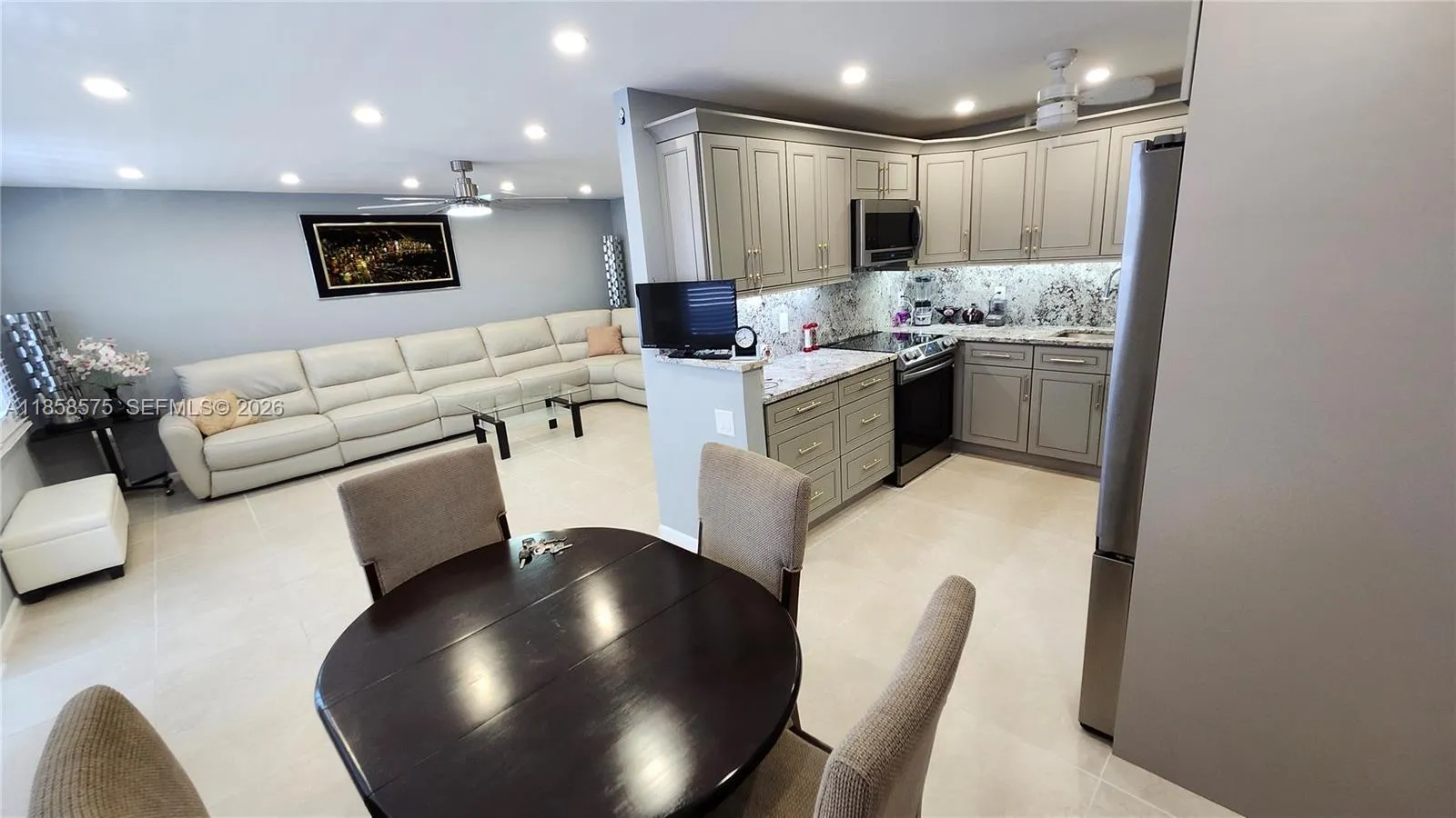 2 bedroom 2 bath for sale at 4047 Lyndhurst K # 4047, Deerfield Beach FL 33442