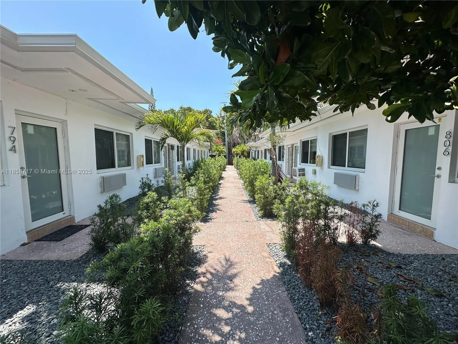 800 85th St, Miami Beach FL 33141