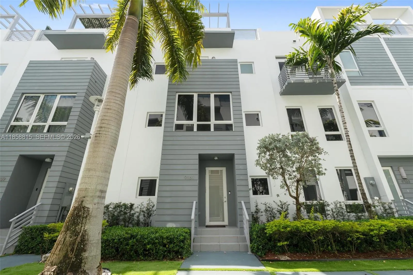 4 bedroom 3 bath for sale at 9161 NW 33rd St, Doral FL 33172