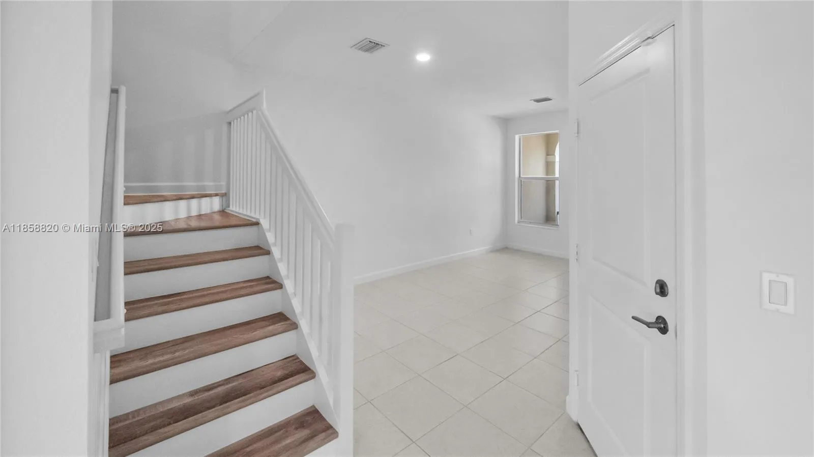 5534 NW 27th Pl # 1, Lauderhill FL 33313