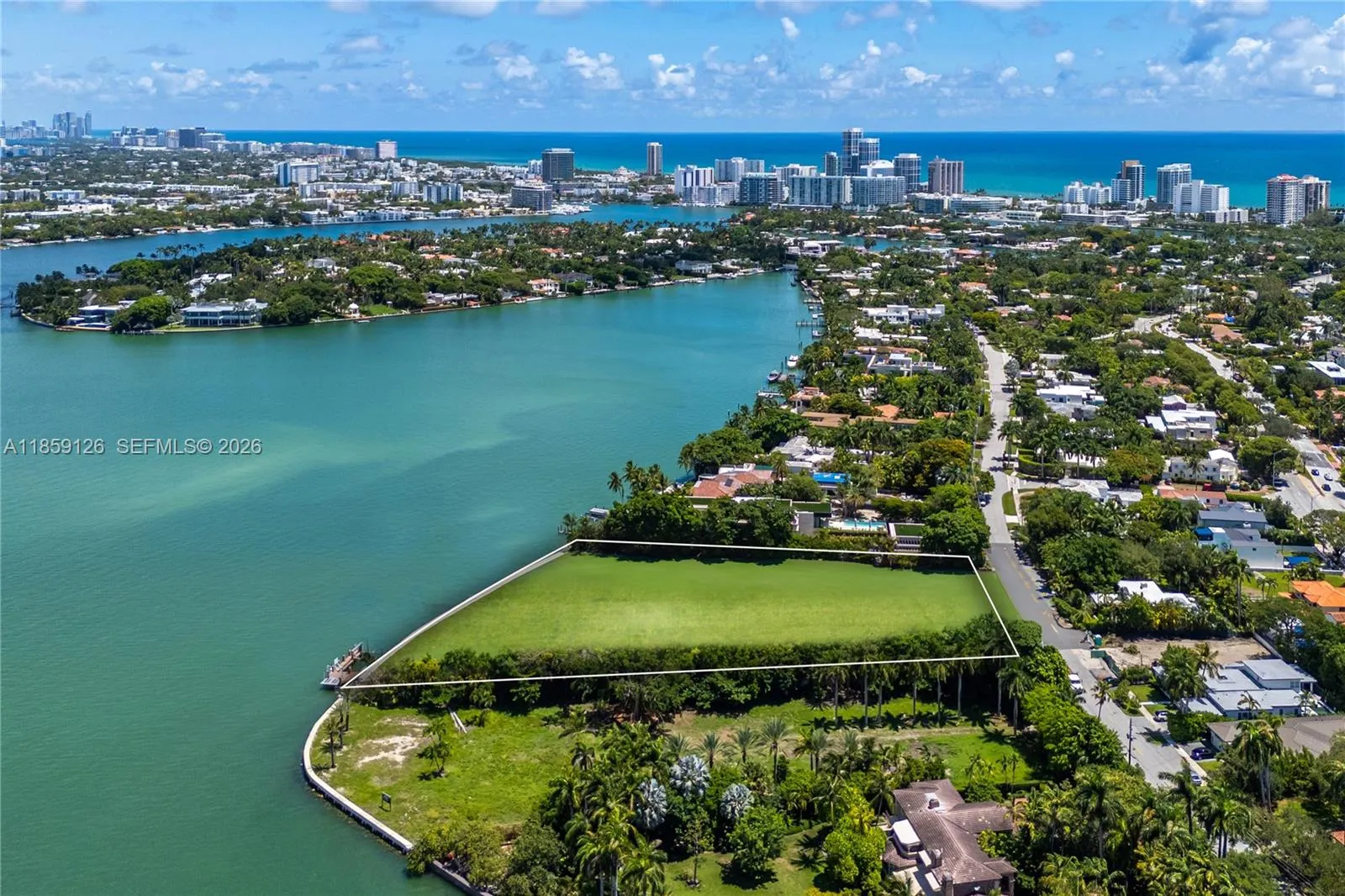 5940 N Bay Rd, Miami Beach FL 33140