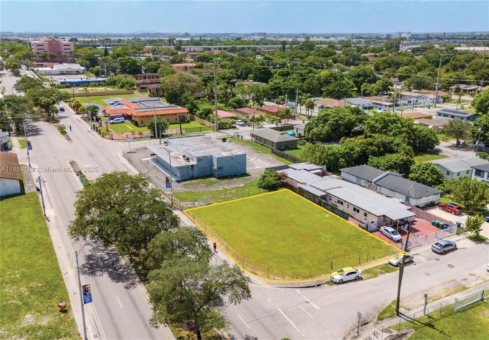 2263 NW 62nd St, Miami FL 33147