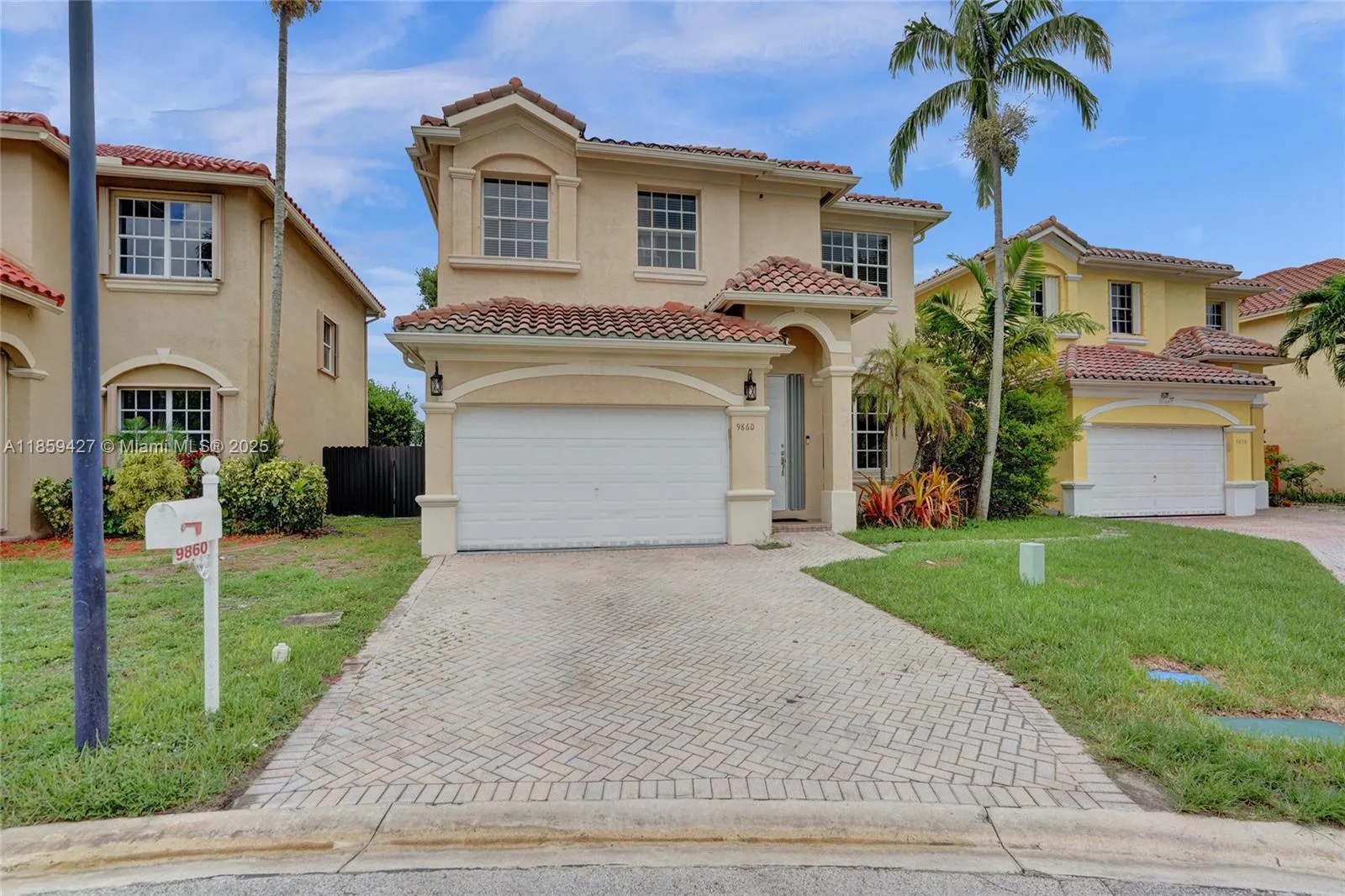 9860 NW 20th Ct, Pembroke Pines FL 33024