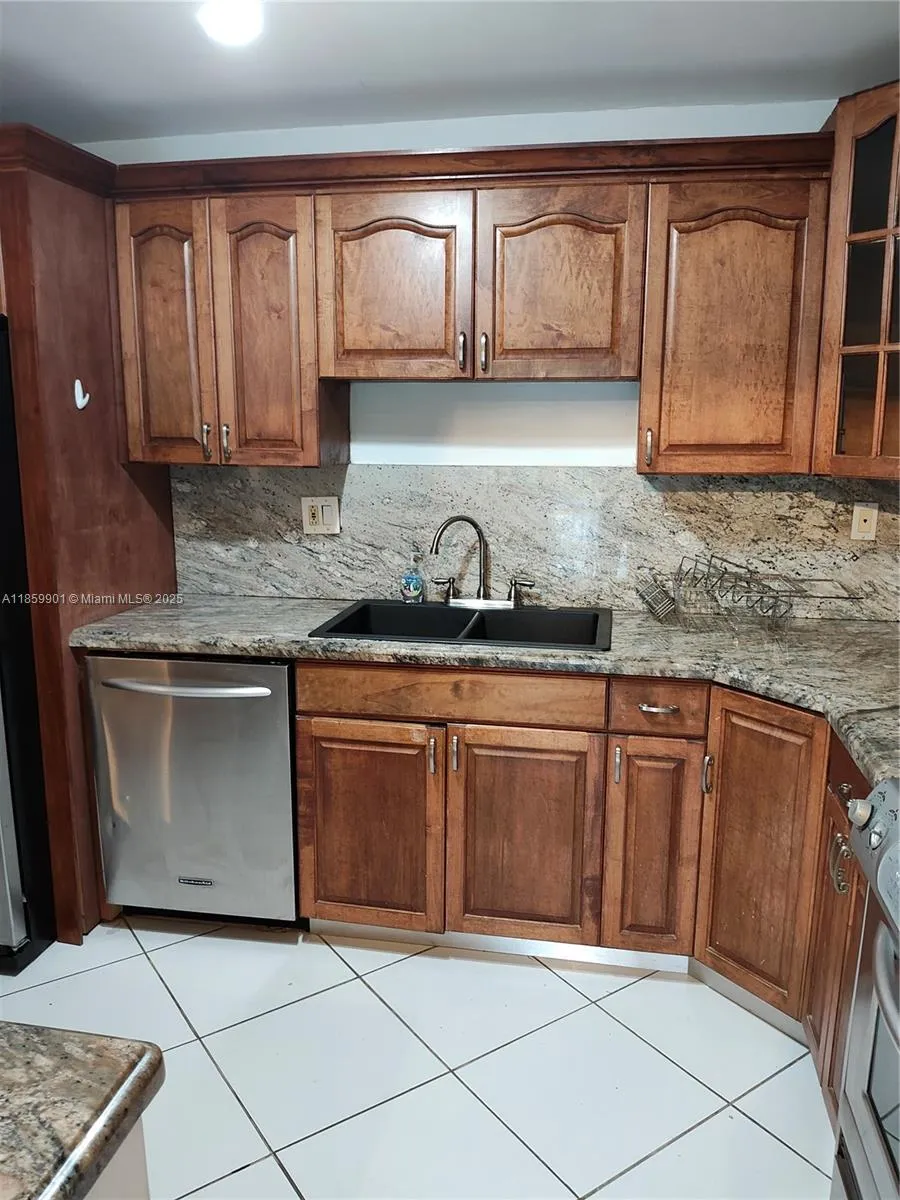 1 bedroom 1 bath for sale at 9735 NW 52nd St # 411, Doral FL 33178