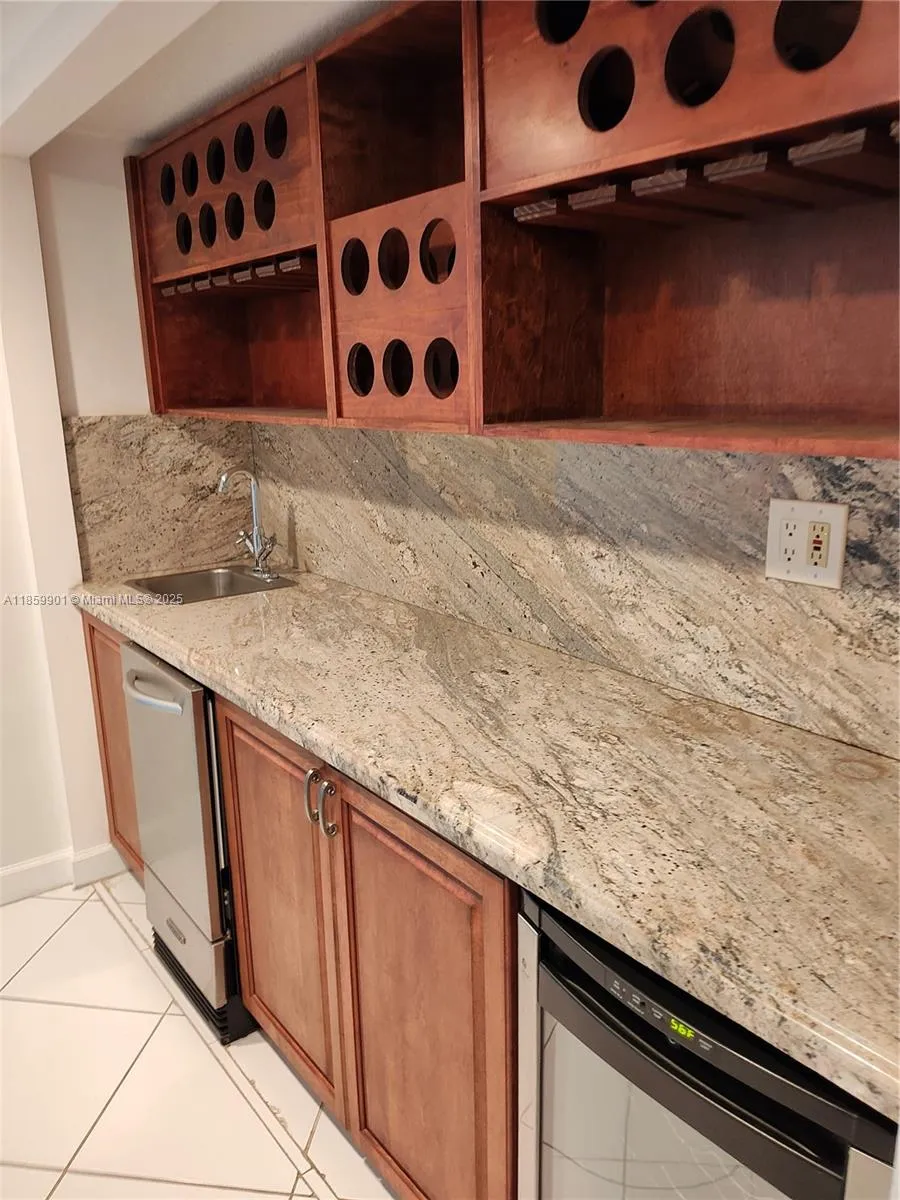 9735 NW 52nd St # 411, Doral FL 33178