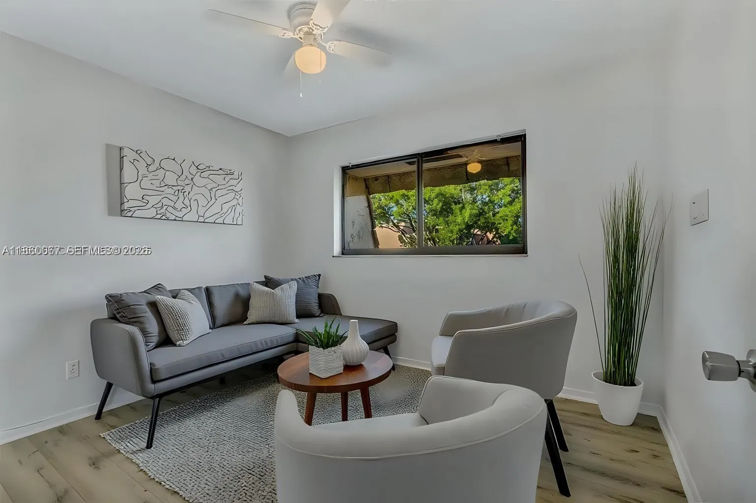 4 bedroom 2 bath for sale at 94 Pleasant Hill Ln, Tamarac FL 33319