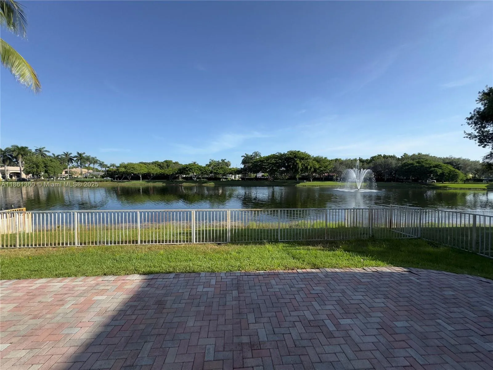 15811 SW 24th St, Miramar FL 33027