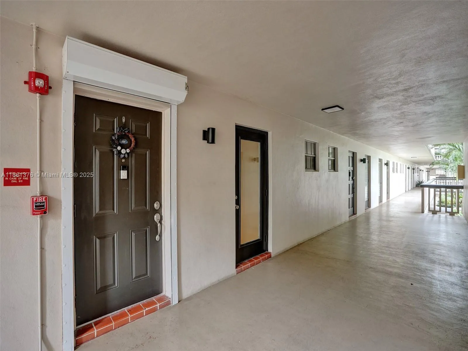 4900 Washington St # 203, Hollywood FL 33021