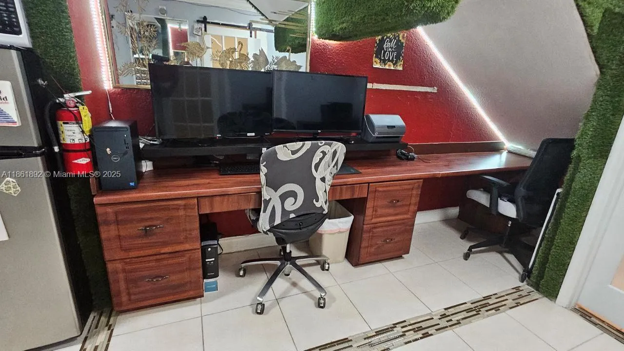 2441 NW 93rd Ave # 103, Doral FL 33172