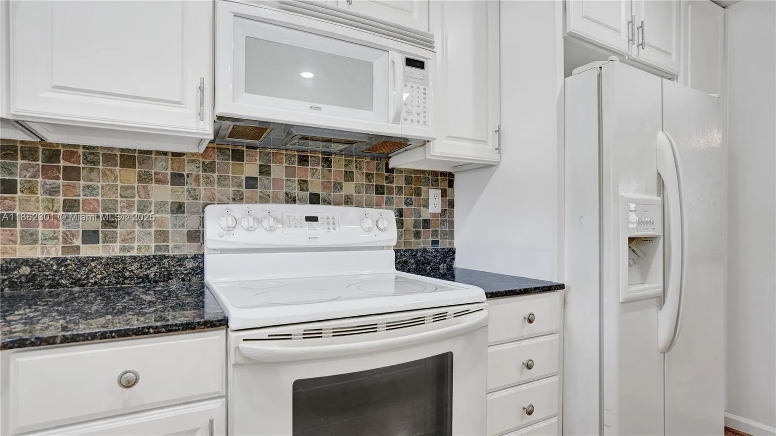 681 S Hollybrook Dr # 203, Pembroke Pines FL 33025