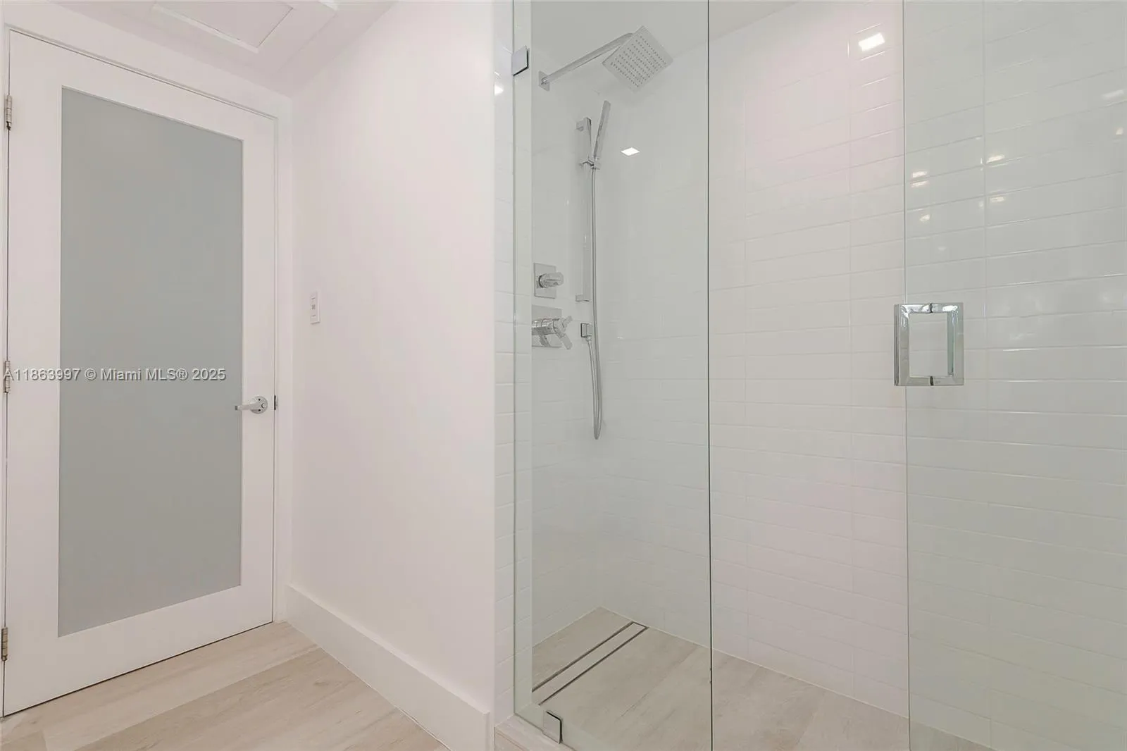 2301 Collins Ave # 1505, Miami Beach FL 33139