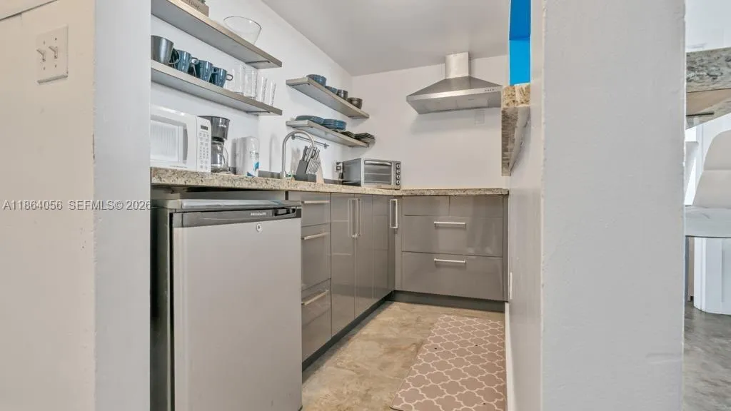 865 Collins Ave # 207, Miami Beach FL 33139