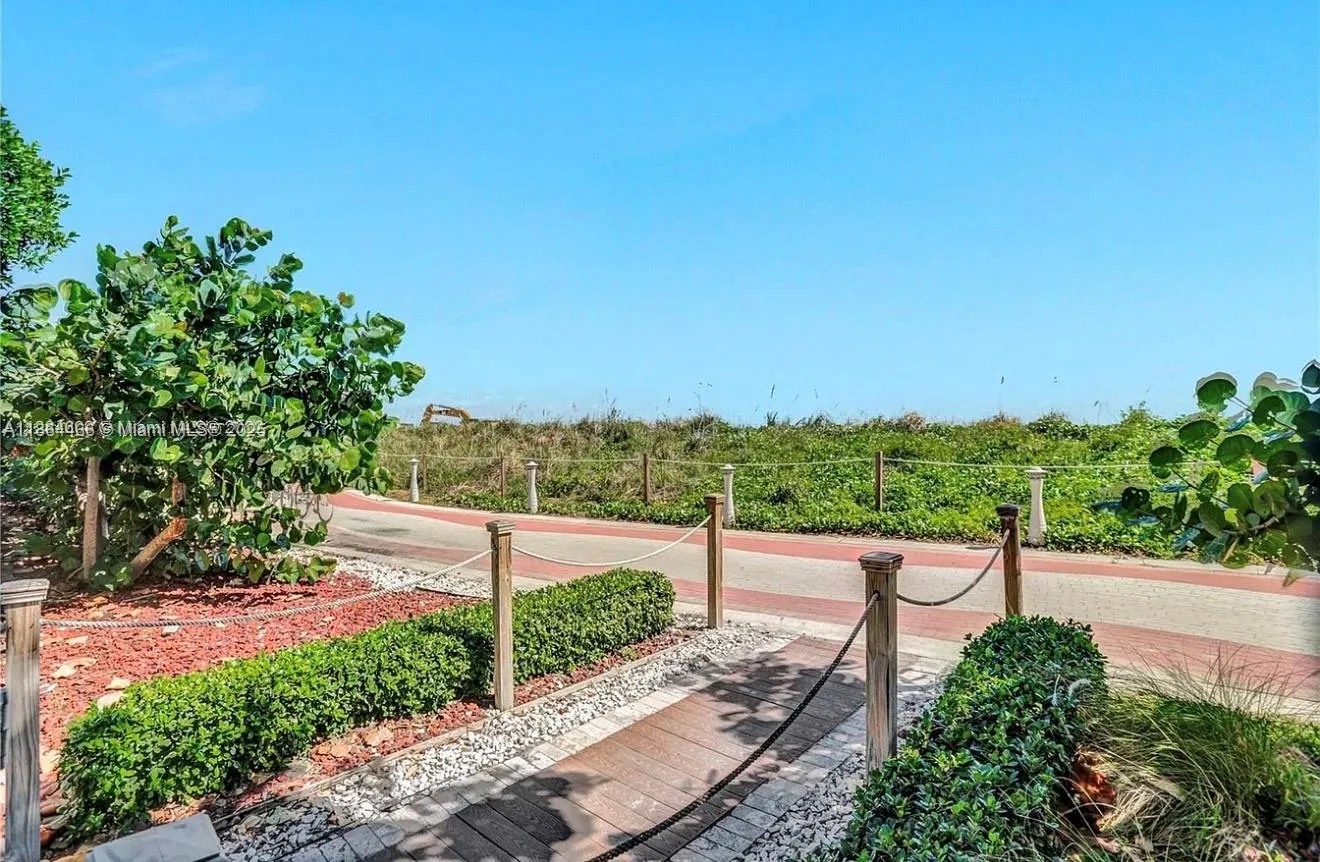 6423 E Collins Ave # 206, Miami Beach FL 33141