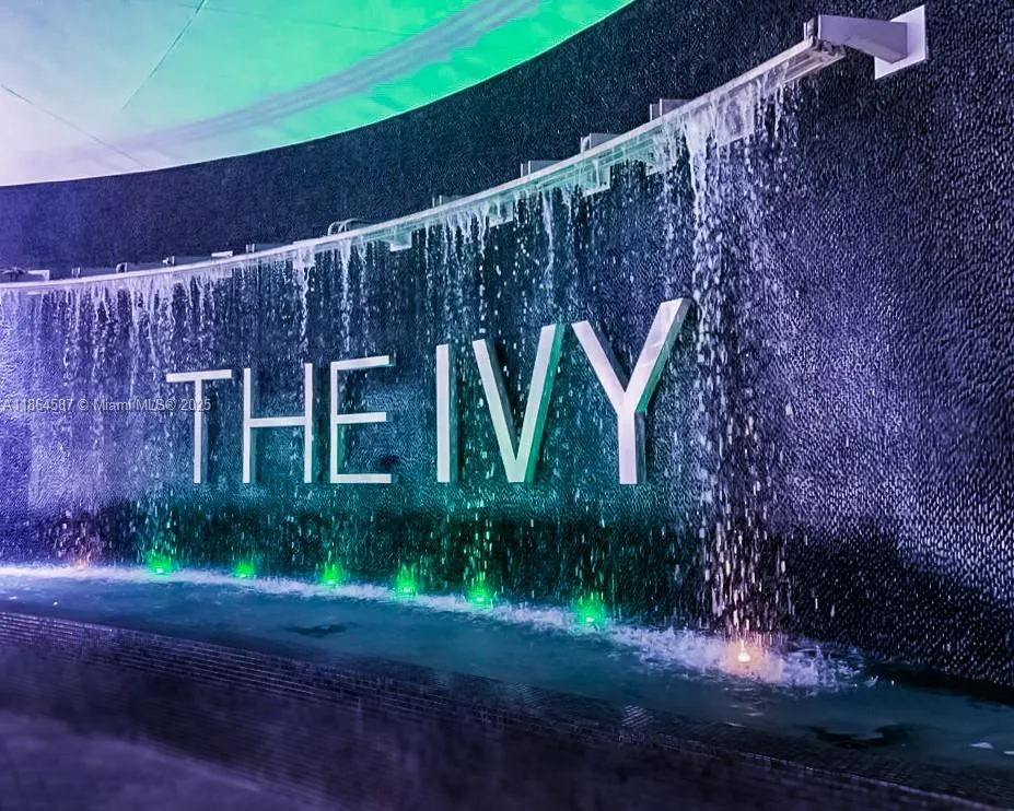 1 bedroom 1 bath for sale at 90 SW 3rd St # 2103, Miami FL 33130