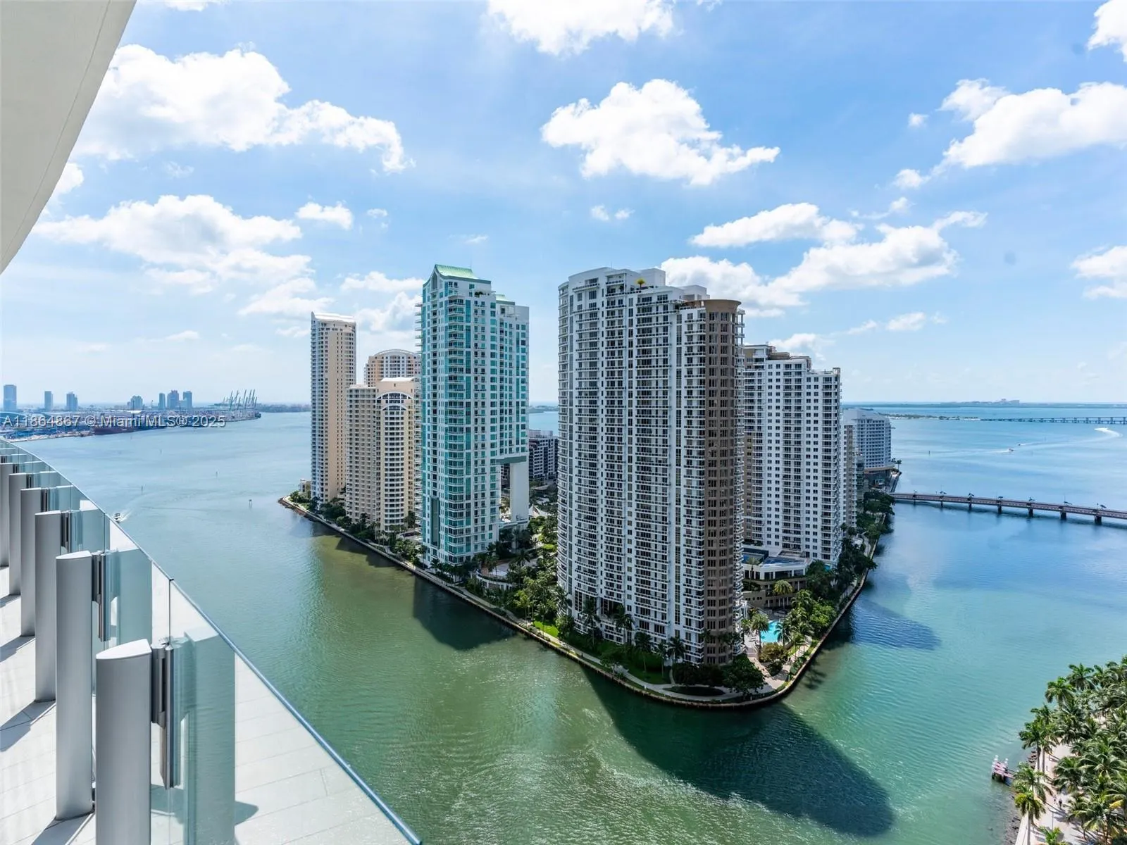2 bedroom 3 bath for sale at 300 Biscayne Blvd Way # 2505, Miami FL 33131