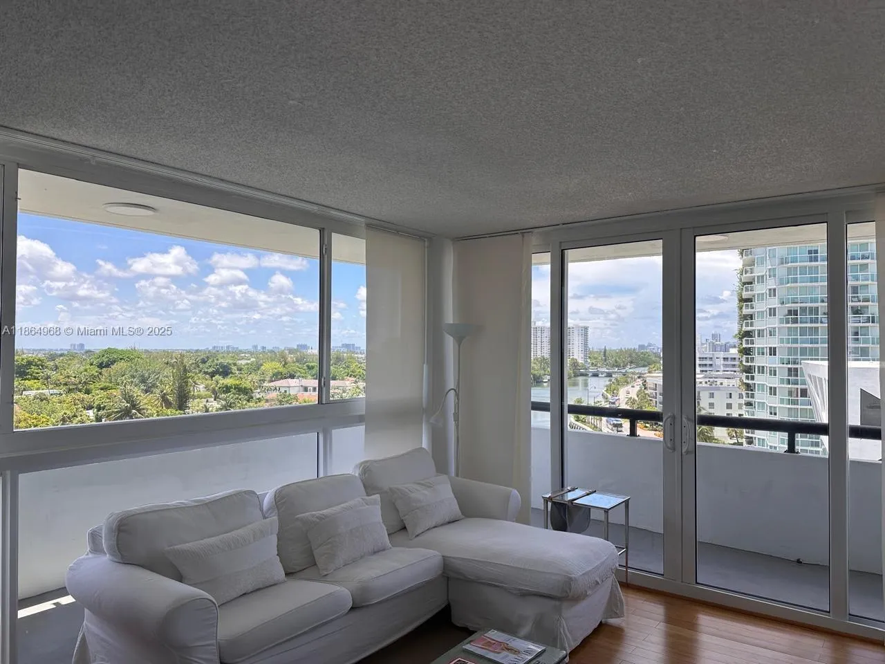 2 bedroom 2 bath for sale at 3200 Collins Ave # 4, Miami Beach FL 33140
